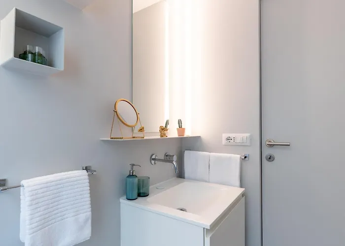 Cantoni 4a - Loft At Colosseum Apartment