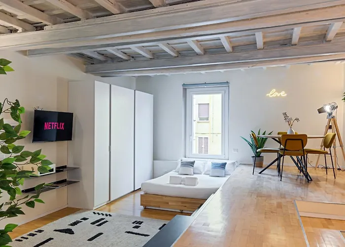 Apartment Cantoni 4a - Loft At Colosseum